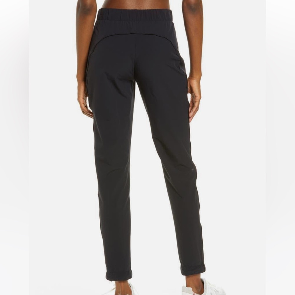 ON Running Women's Active Pants M, Black, Size Large - Picture 2 of 4